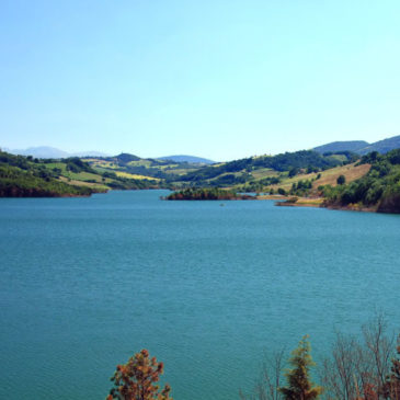 A 22 ANNI GIOVANE DI FIUMINATA MUORE ANNEGATO AL LAGO DI CINGOLI