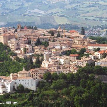 CINGOLI ARRIVATI I TURISTI