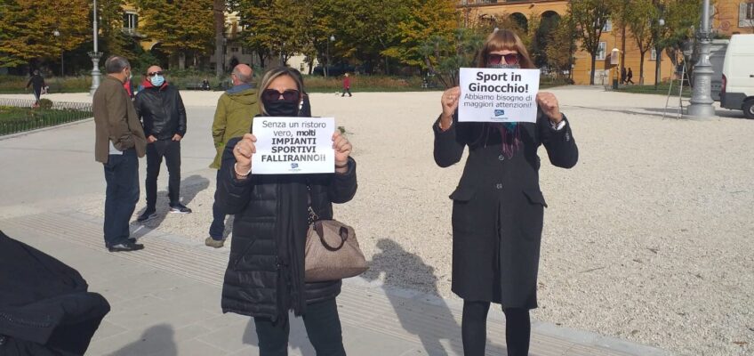 NON SI FERMANO LE PROTESTE DI PIAZZA CONTRO LE RESTRIZIONI DEL DPCM