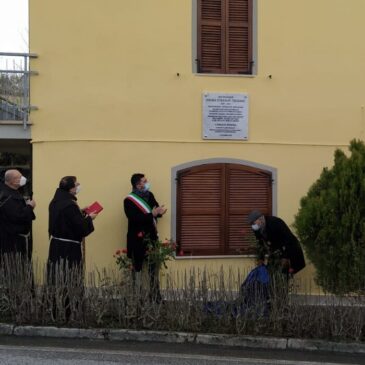 A SASSOFERRATO UNA TARGA PER RICORDARE PADRE STEFANO TROIANI