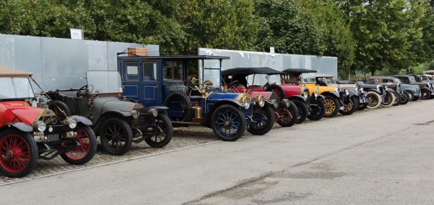 AUTO D’EPOCA A “SIBILLINI E DINTORNI”