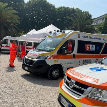 IL 118 FESTEGGIA 30 ANNI IN PIAZZA CON VOLONTARI E CITTADINI