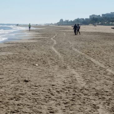 SOLE E CALDO, A OTTOBRE SI APPROFITTA DELLA SPIAGGIA