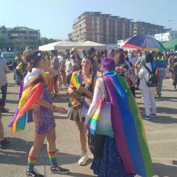 CIVITANOVA, IN 2000 PER IL MARCHE PRIDE