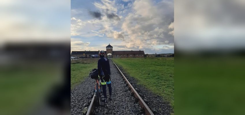 IN BICI FINO AD AUSCHWITZ SULLA STRADA DELLA MEMORIA