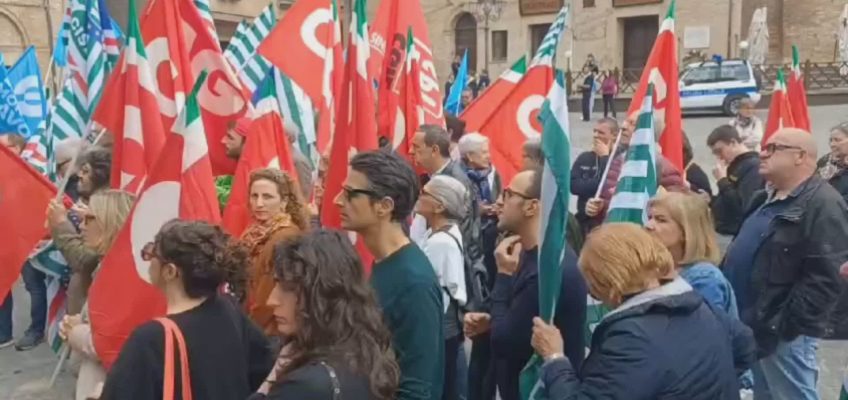 FESTA DEL 1 MAGGIO, SINDACATI IN PIAZZA AD AMANDOLA