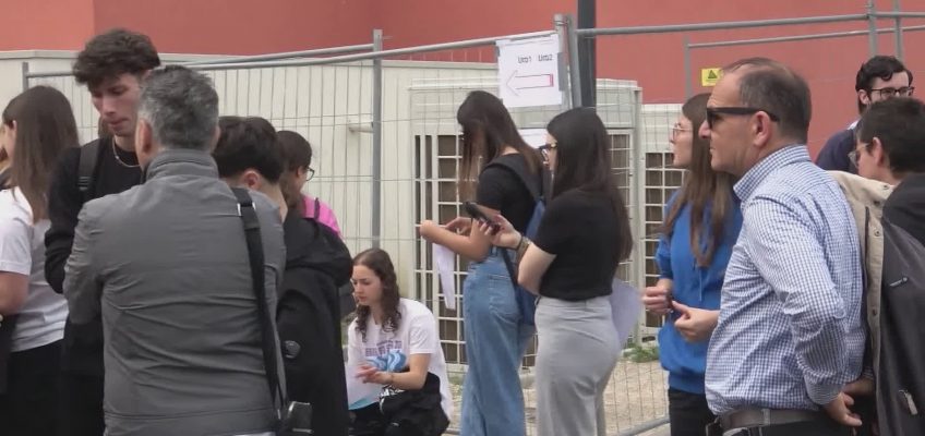 AD ANCONA 777 GIOVANI AI TEST DI MEDICINA PER L’UNIVERSITA’