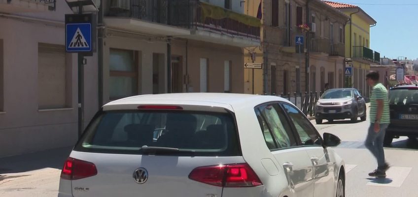 CIVITANOVA, I CITTADINI DI FONTESPINA CHIEDONO SEMAFORI PER LA SICUREZZA