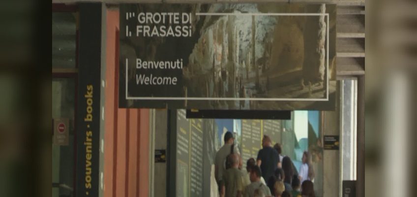 Le Grotte di Frasassi trainano il turismo di Genga