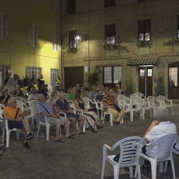 IN PIAZZA A MONTE URANO PER IMPARARE A DIFENDERSI DAI FURTI