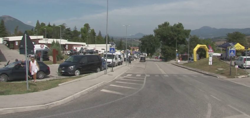 CAMERINO RINASCE CON TURISTI E SPORTIVI INTERNAZIONALI