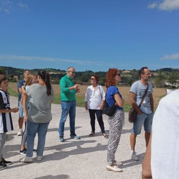 A BELLOCCHI DI FANO CITTADINI CONTRO L’ANTENNA