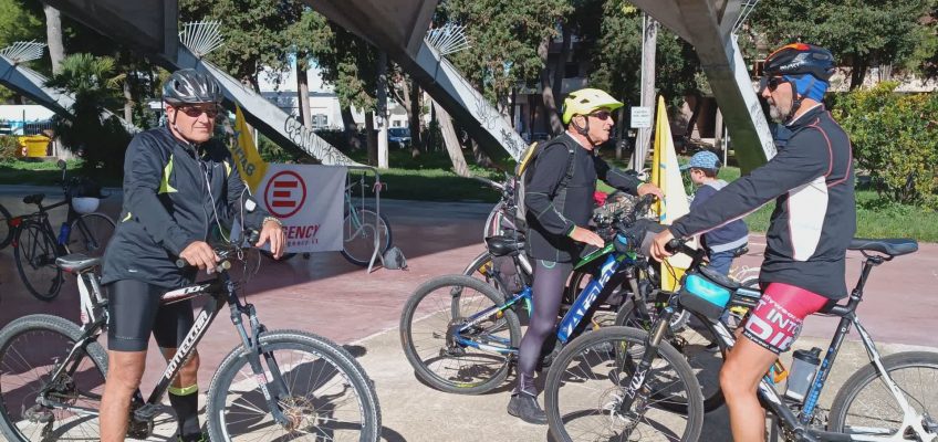 IN BICI LUNGO LA CICLOVIA ADRIATICA CON EMERGENCY