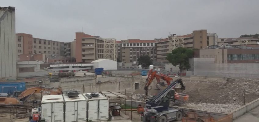 NUOVO OSPEDALE SALESI, DEMOLIZIONI AL RUSH FINALE