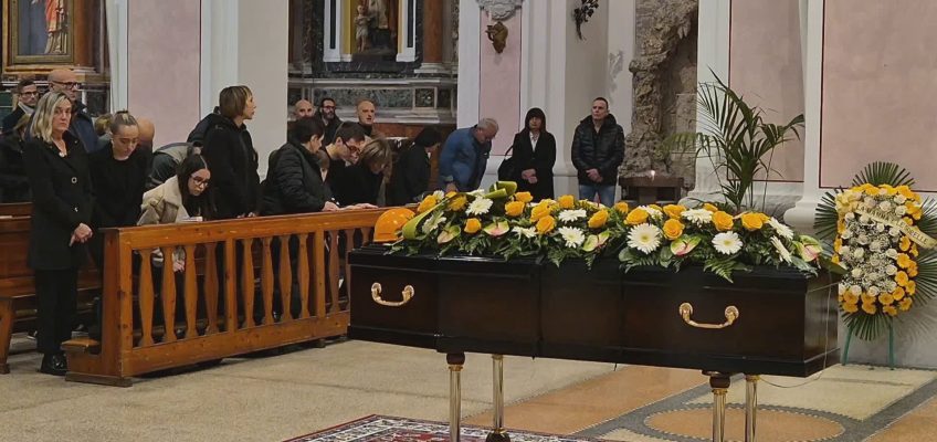 A SAN BENEDETTO ADDIO A GALLETTI, IL “VOLONTARIO EROE” MORTO IN UCRAINA