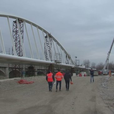 CESANO DI SENIGALLIA, POSATO L’ULTIMO CONCIO SULLA CICLOPEDONALE