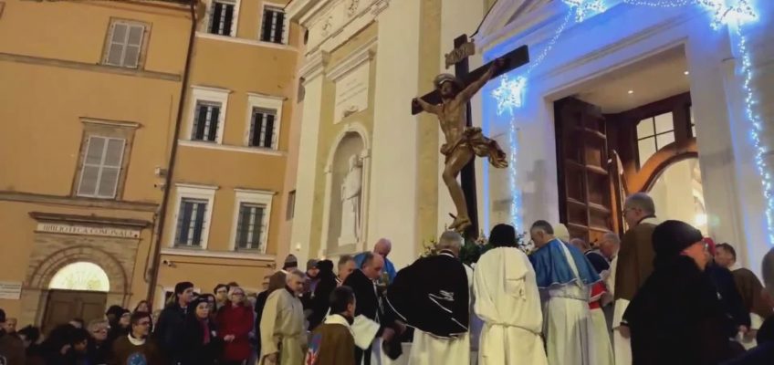 APERTURA ANNO GIUBILARE A MACERATA: “IN OGNI CASA UNA PORTA SANTA”