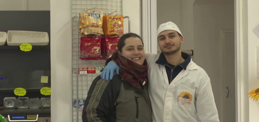 PAESINO SENZA ALIMENTARI: IL 25ENNE LUCA RILEVA L’ATTIVITÀ