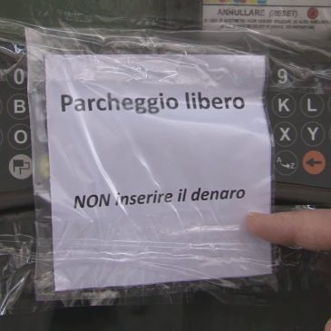 A FERMO SCATTA LA RIVOLUZIONE SOSTA: PARCHEGGI GRATIS SU 500 STALLI BLU