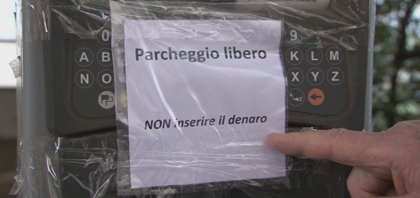 A FERMO SCATTA LA RIVOLUZIONE SOSTA: PARCHEGGI GRATIS SU 500 STALLI BLU