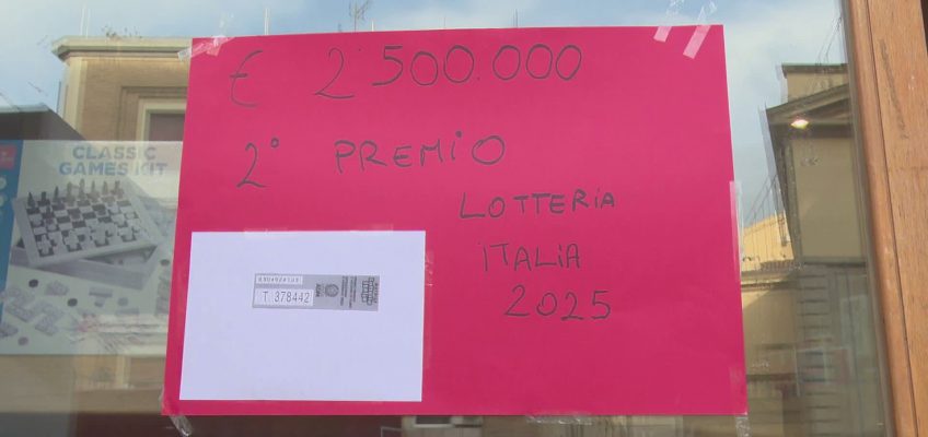 PESARO,  LA LOTTERIA FA IL BIS DI PREMI MILIONARI ALLA TABACCHERIA CARDINALI