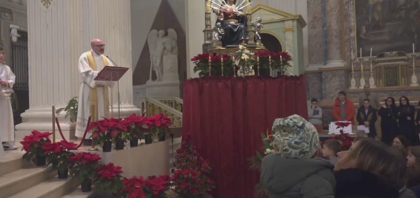 A FERMO LA BENEDIZIONE DEI BAMBINI PER IL “SETTENARIO DELLA MADONNA DEL PIANTO”