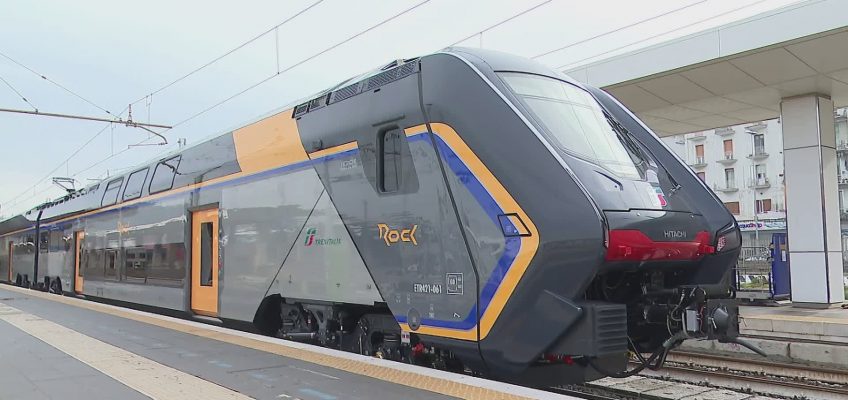 UN NUOVO TRENO ELETTRICO MULTIPIANO SUI BINARI MARCHIGIANI