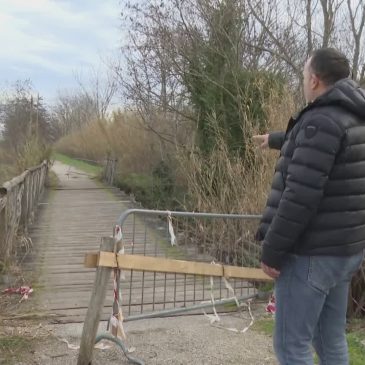 A MONTEPRANDONE IL PONTE CICLOPEDONALE CHIUSO DA MESI, IL SINDACO SOLLECITA LA REGIONE